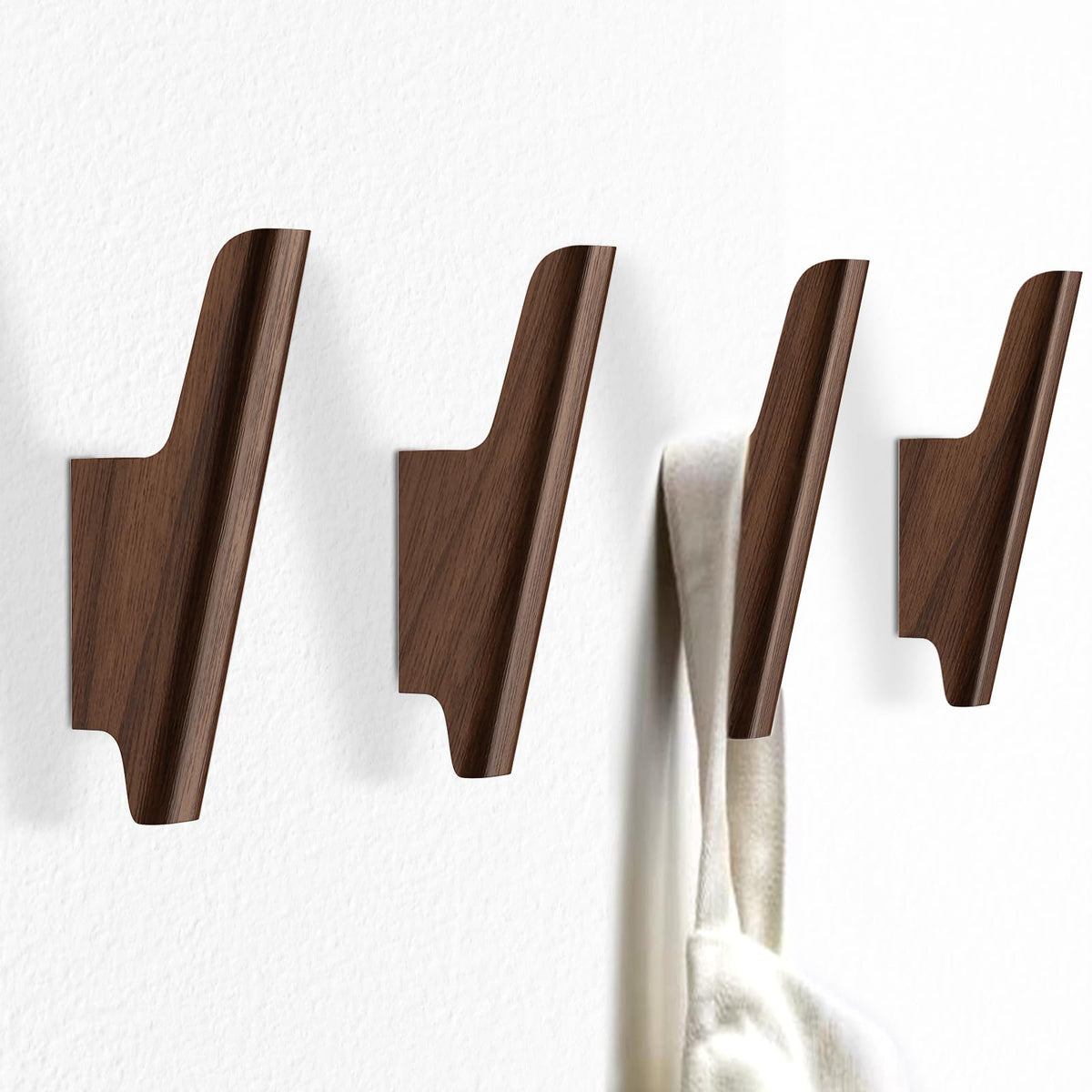 FCOWK walnut hooks front packaging showing four hooks and hardware