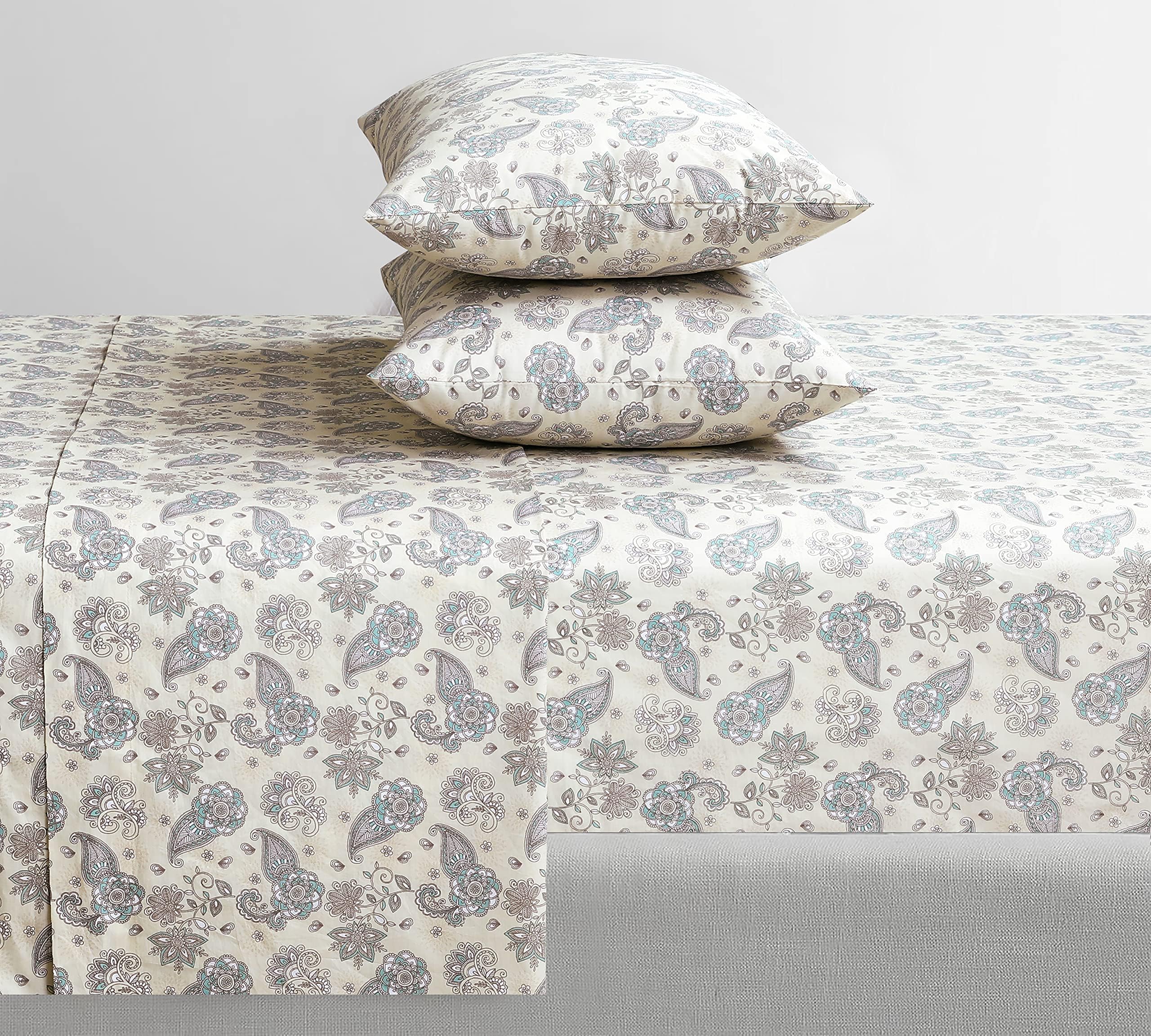 Feather & Stitch close-up of fitted sheet corner elastic demonstrates secure fit