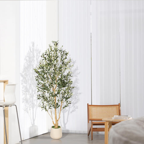 FEELEAD hands shaping branches to customize fullness and styling benefit