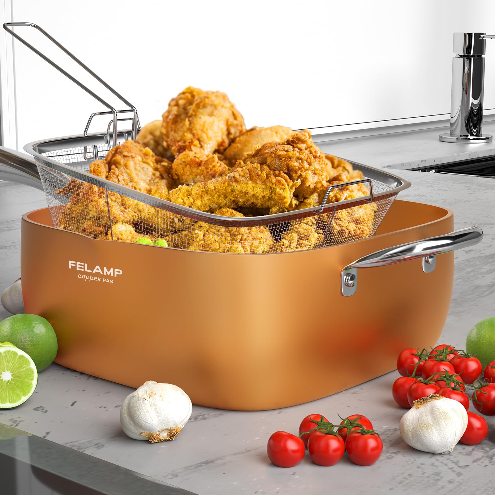 FeLamp steamer rack placed in pan showing efficient steaming capability