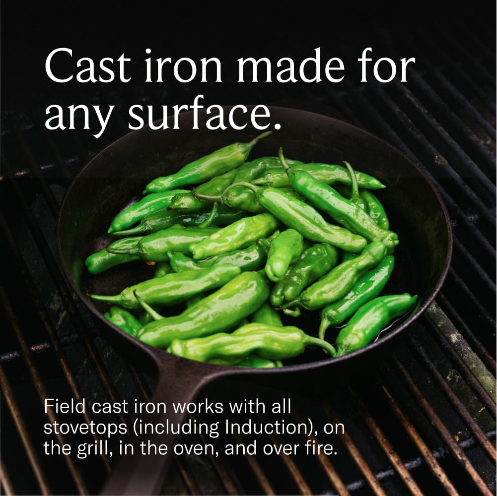 Field Company brand stamp on pan base illustrating authentic American craftsmanship
