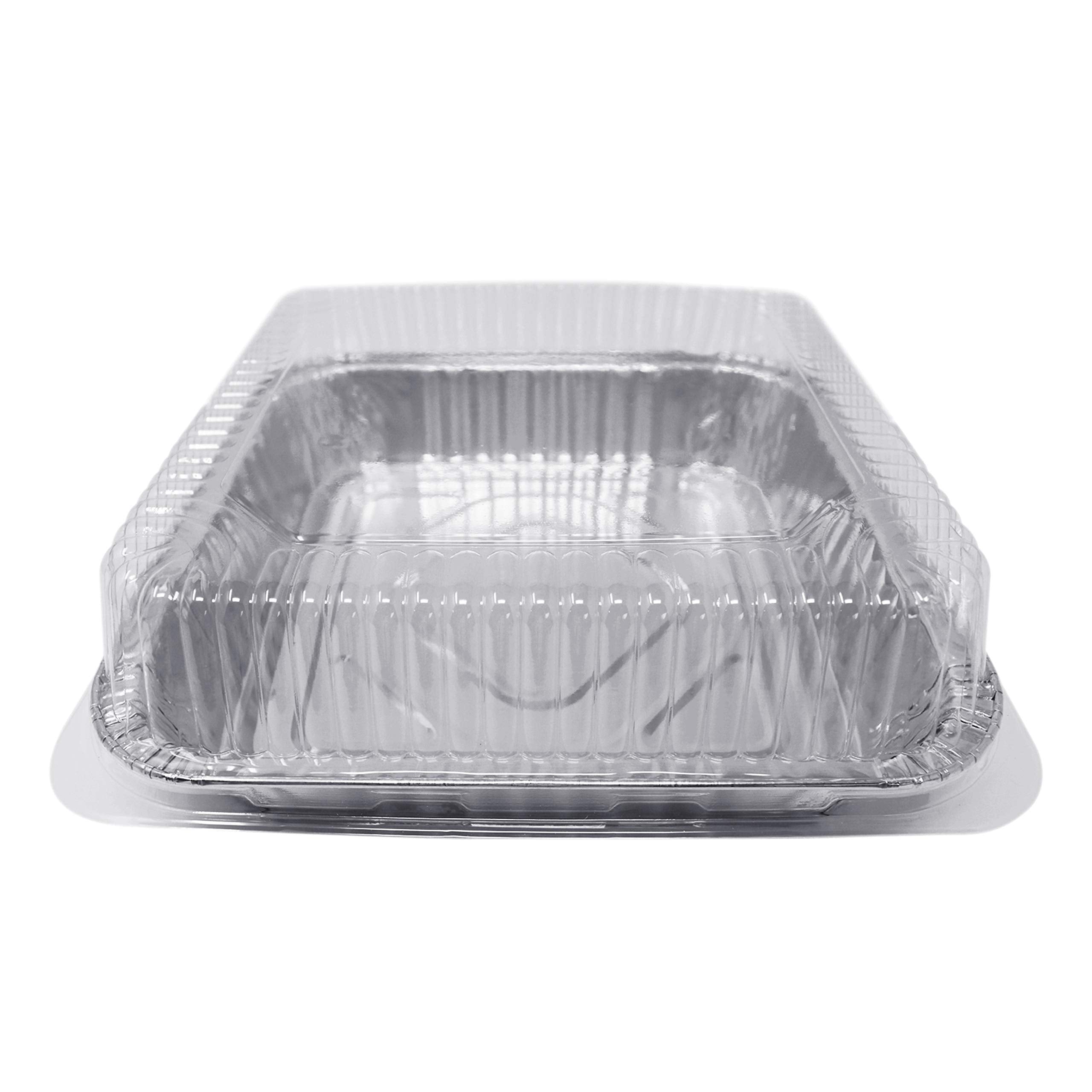 Fig & Leaf pan held in hand to show scale and portable portion benefit