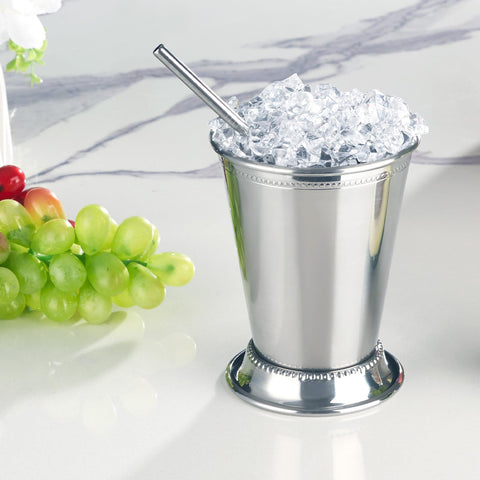 Fijinhom packaging and stainless straws displayed indicating ready-to-gift
