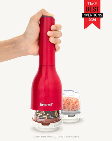 FinaMill top button and LED light for precise seasoning at the stove
