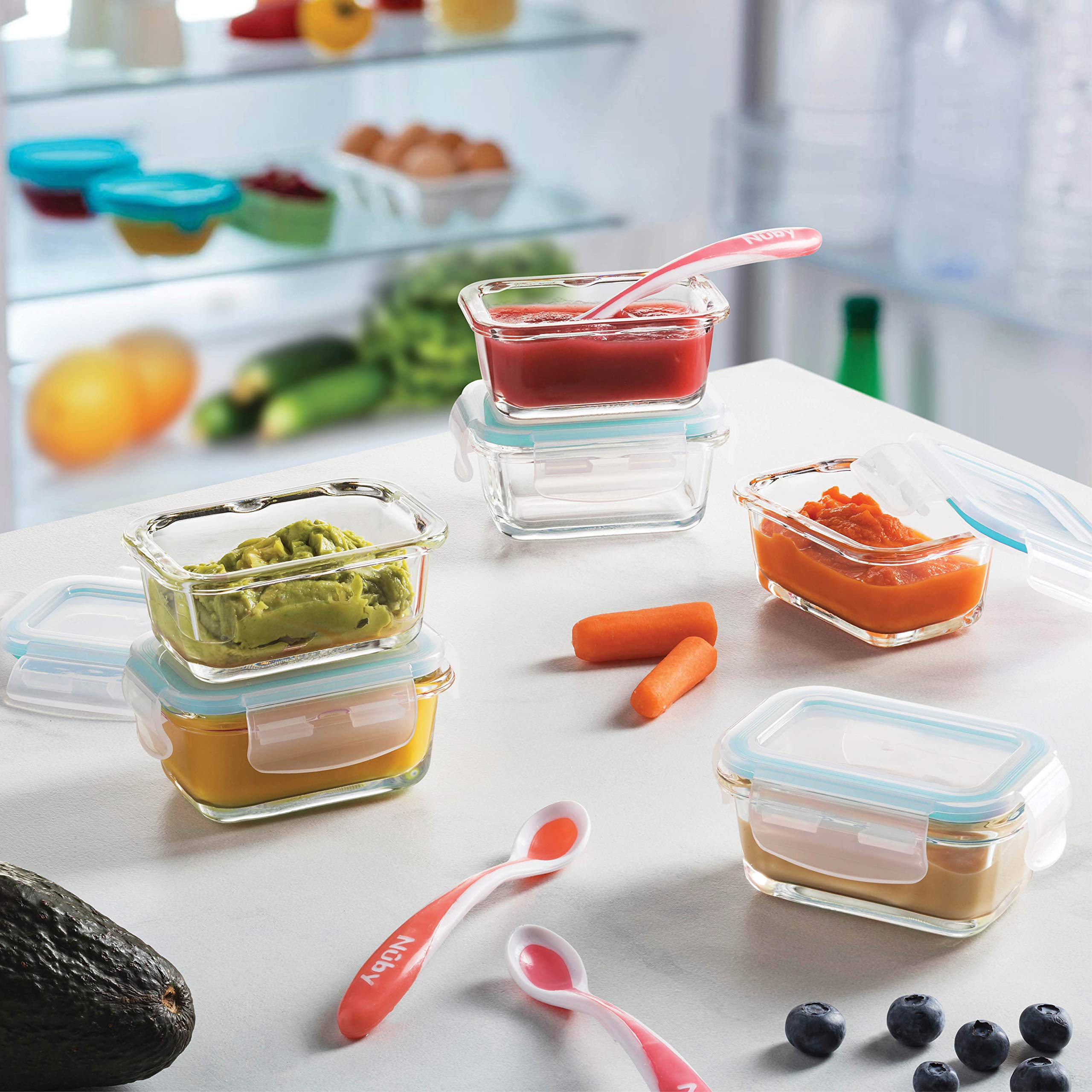FineDine container held in hand showing compact portion size