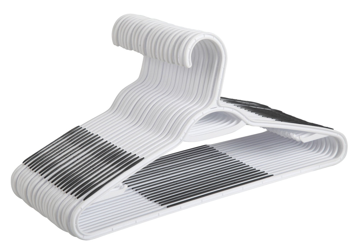 Finnhomy front view of 50-pack hangers showing compact organization benefit