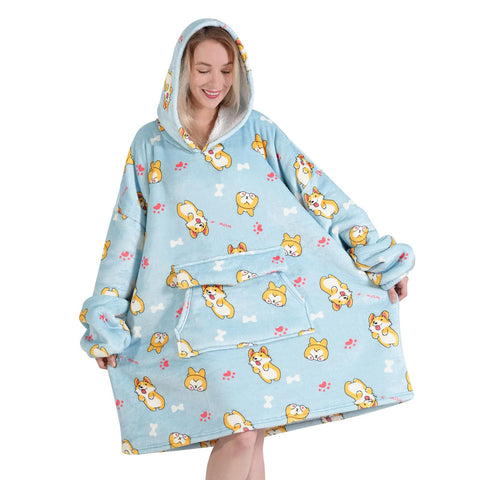 Fiosnow hoodie front view showing oversized fit and cozy look