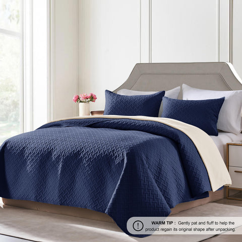 FLYMME close-up of basket-weave embossing on microfiber, highlights durable texture