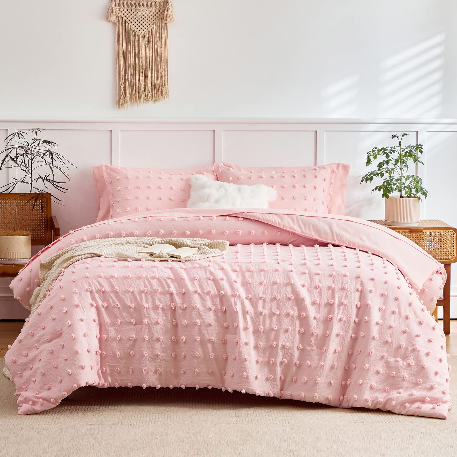Flysheep pillow shams and pillowcase arranged to show coordinated finish and comfort