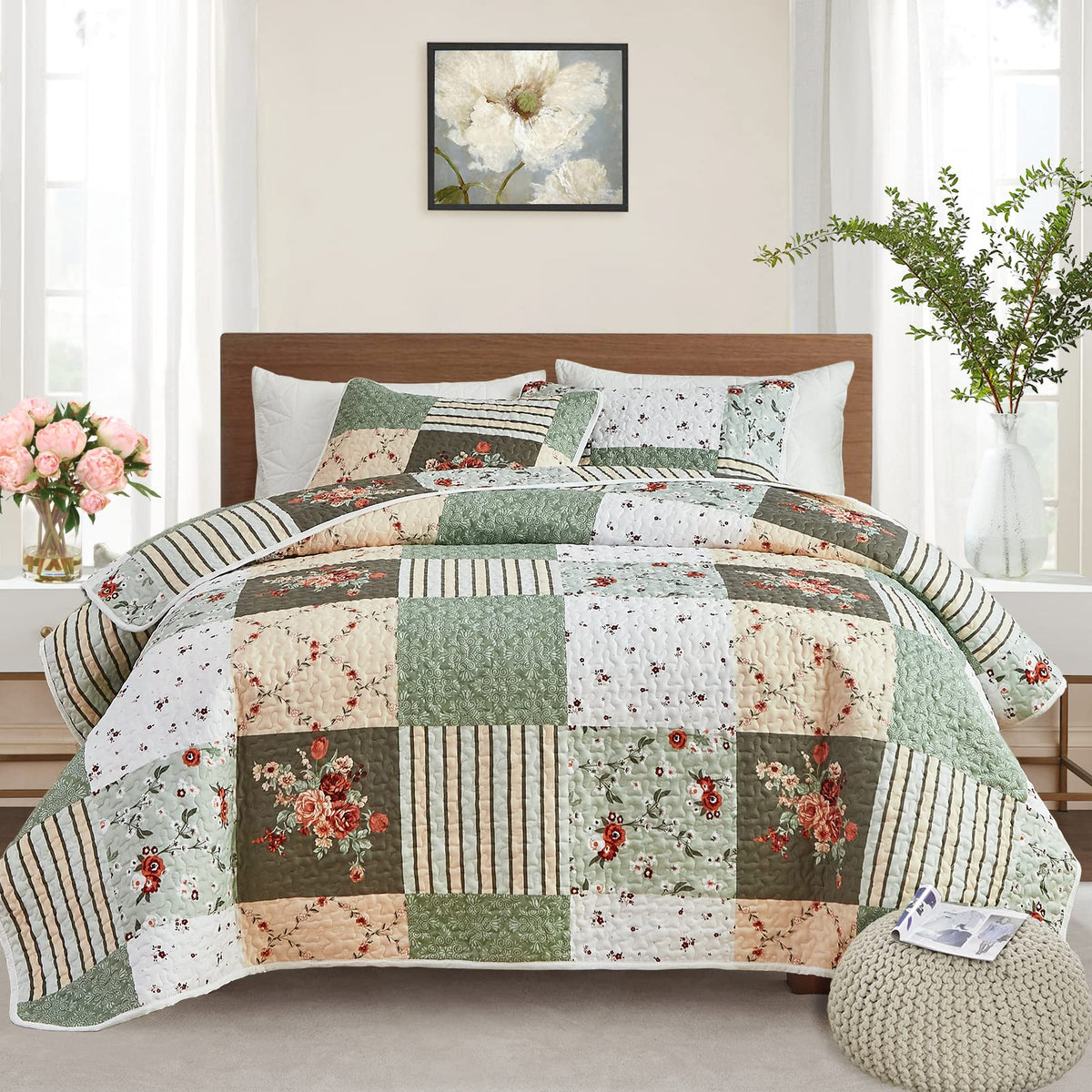 Flysheep quilt front view showing green floral plaid and neat finish for stylish bedding