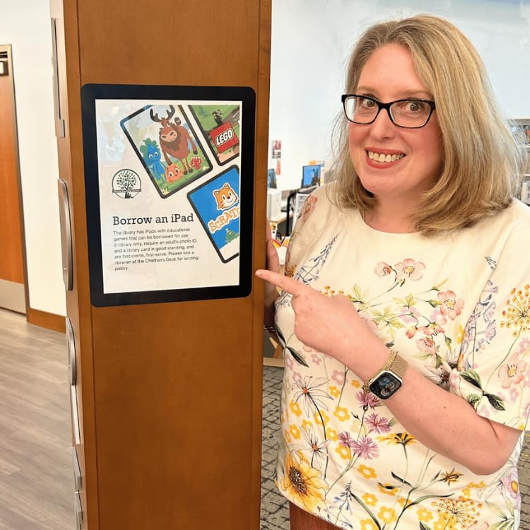 Fodeez holding a diploma on office wall, Fodeez clean professional display