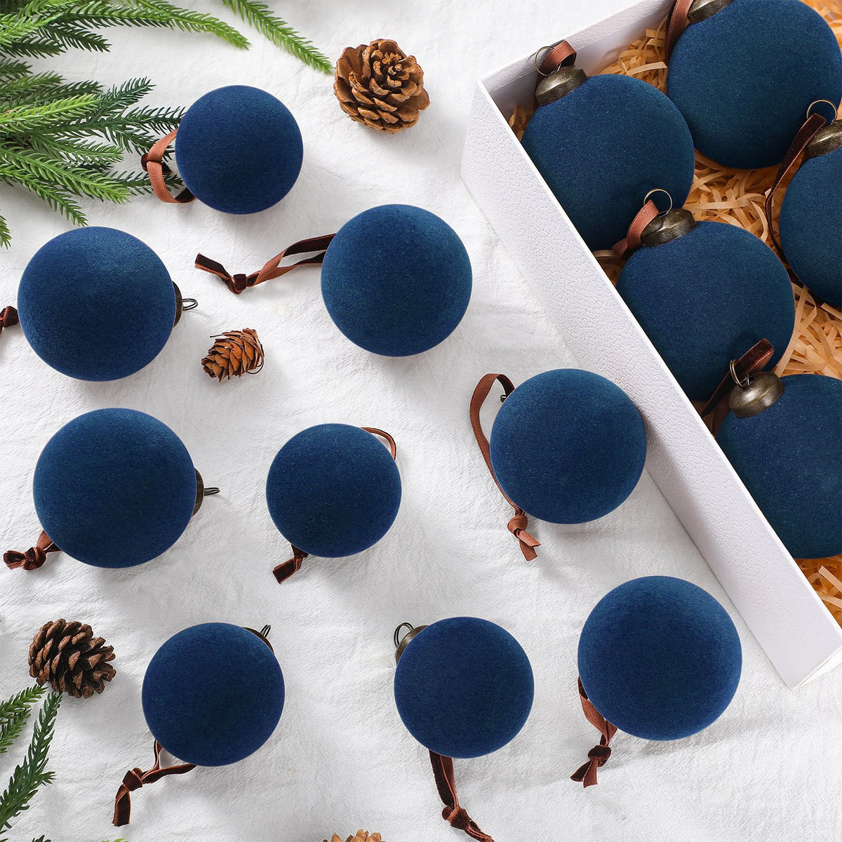Foilswirl front packaging showing 18 navy velvet balls and instant décor