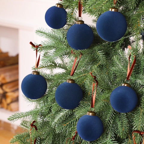 Foilswirl size comparison showing three sizes for layered decorating