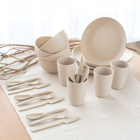 FOODLE plate in microwave to illustrate safe reheating convenience