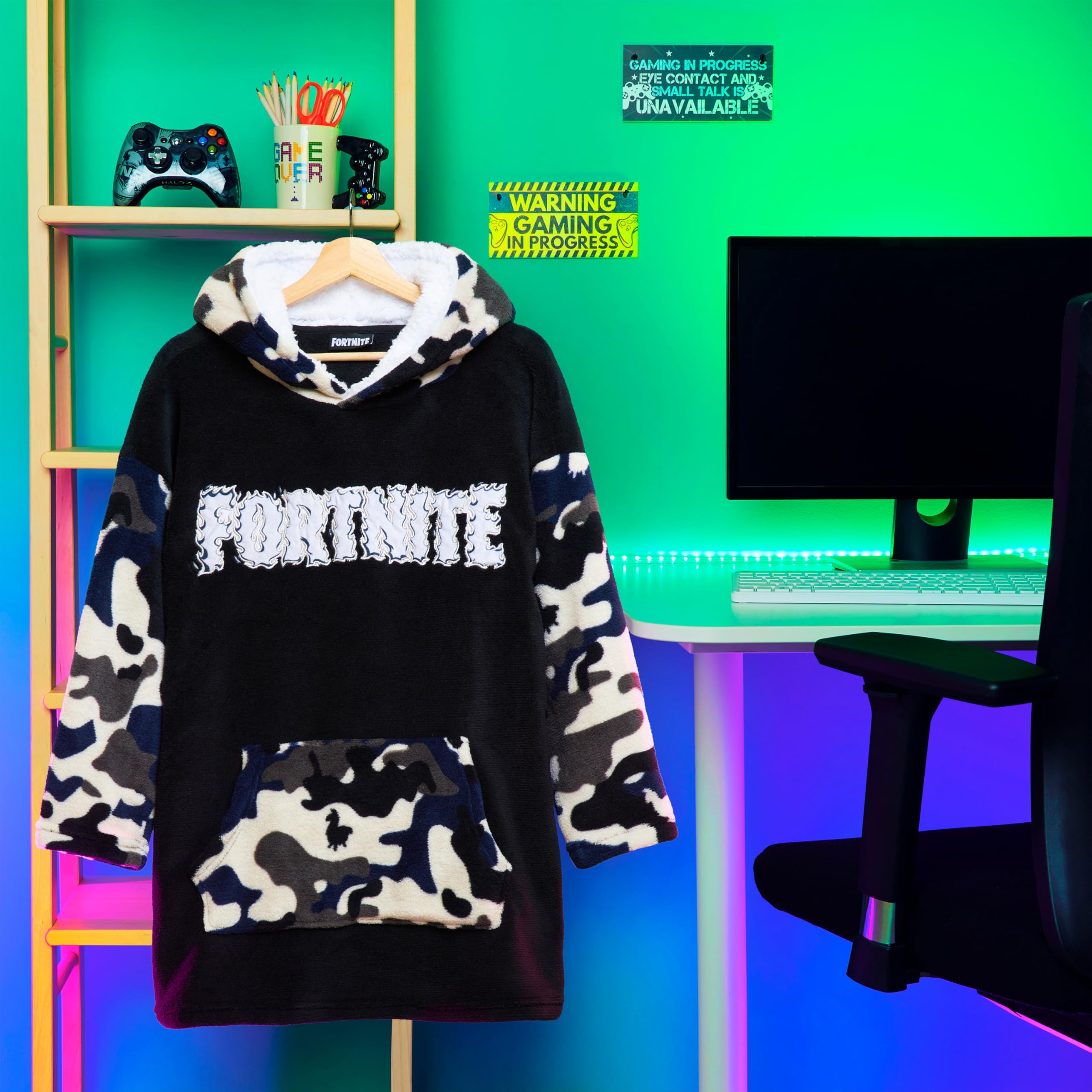 Fortnite sherpa hood detail highlighting plush lining and extra warmth