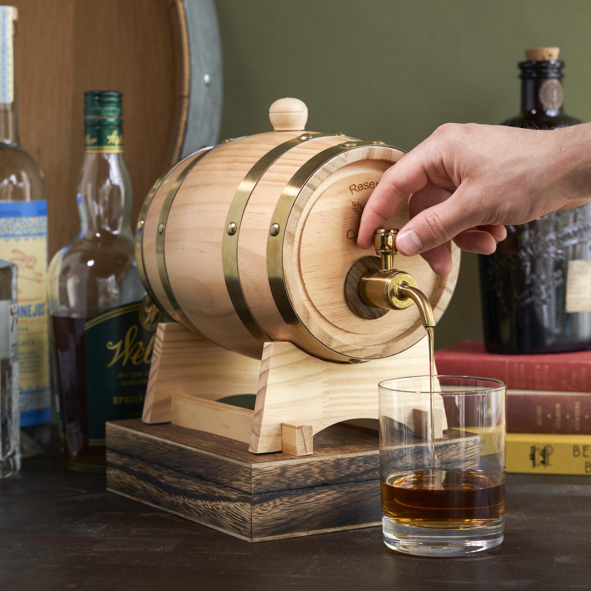 Foster & Rye barrel in use pouring whiskey into glass for effortless serving