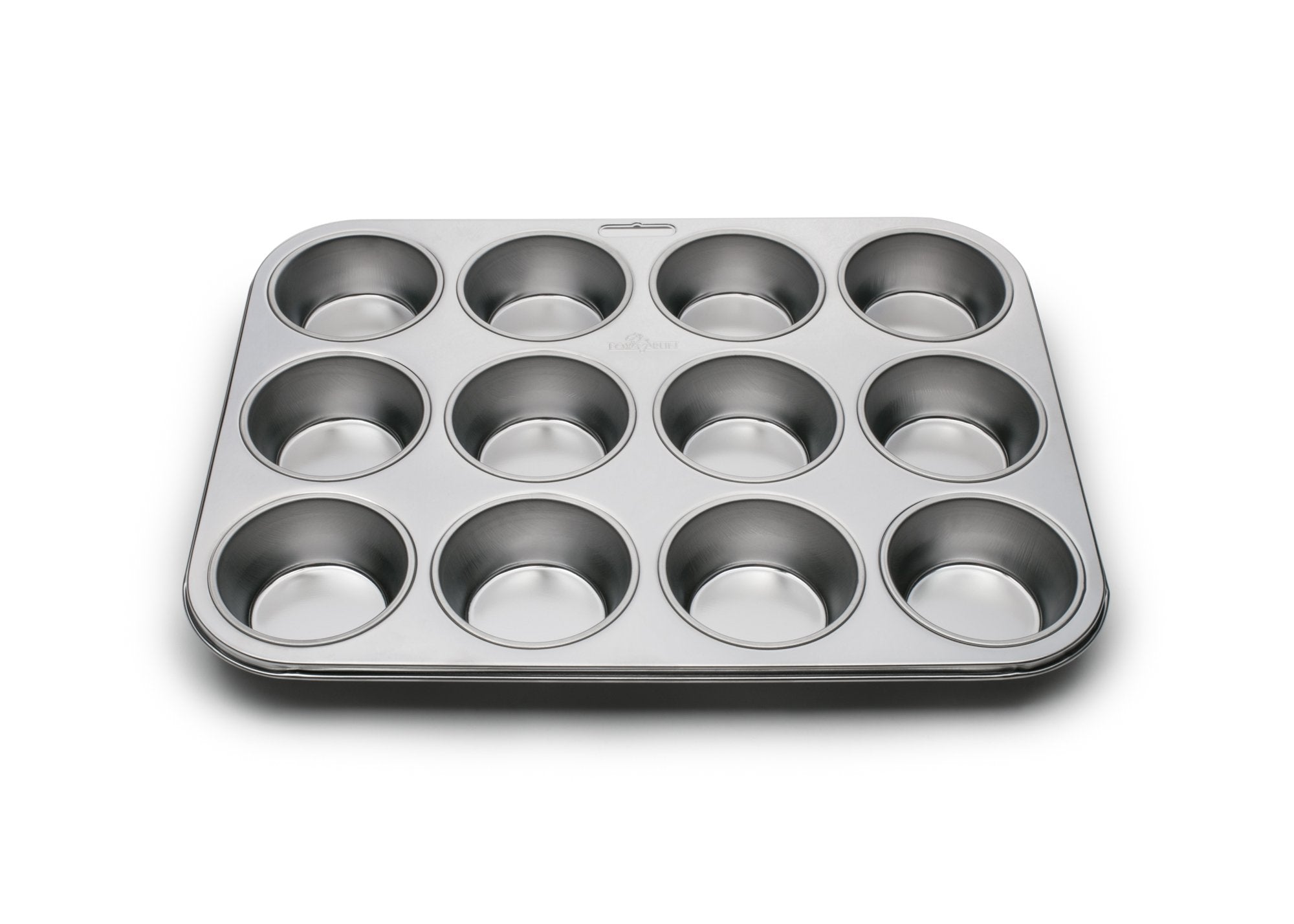 Fox Run front view of pan showing 12 cups and even browning benefit
