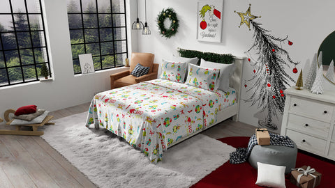 Franco Grinch pillowcase print with Grinch and Max offering cheerful decor