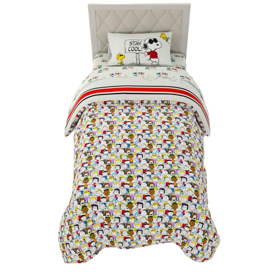 Franco Peanuts reverse pattern detail with colorful characters for playful style