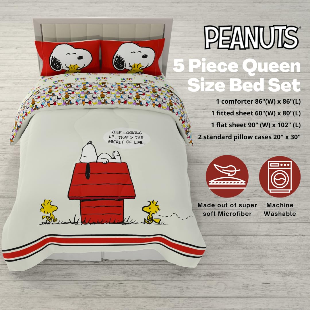 Franco Peanuts flat sheet and fitted sheet laid out to show matching character design