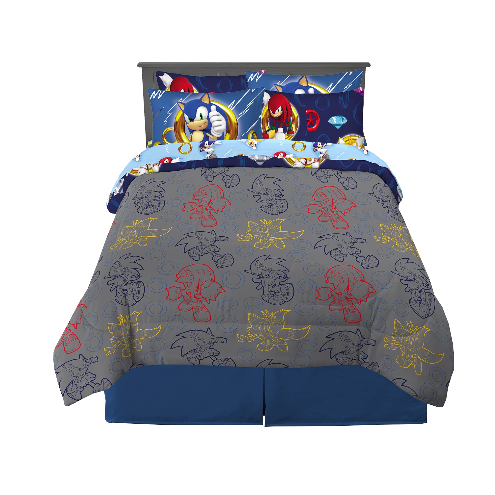 Franco reversible comforter closeup showing both Sonic artwork and grey silhouettes