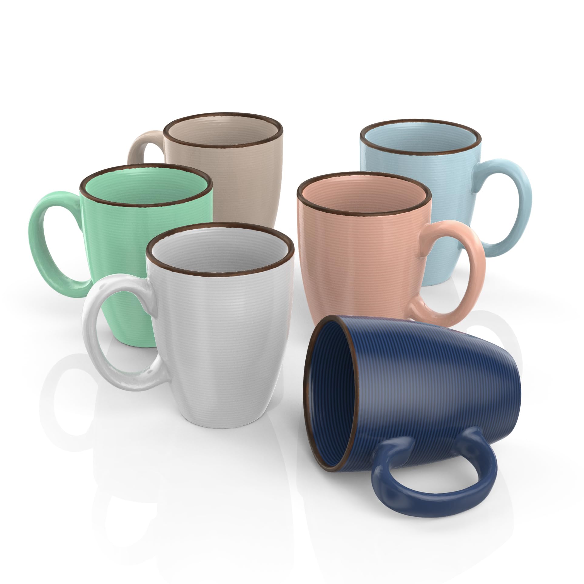 Francois et Mimi mug held in hand showing 12oz scale for portioning