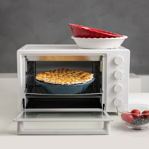 FUN ELEMENTS pie pan with baked pie inside showing presentation-ready look and serving appeal