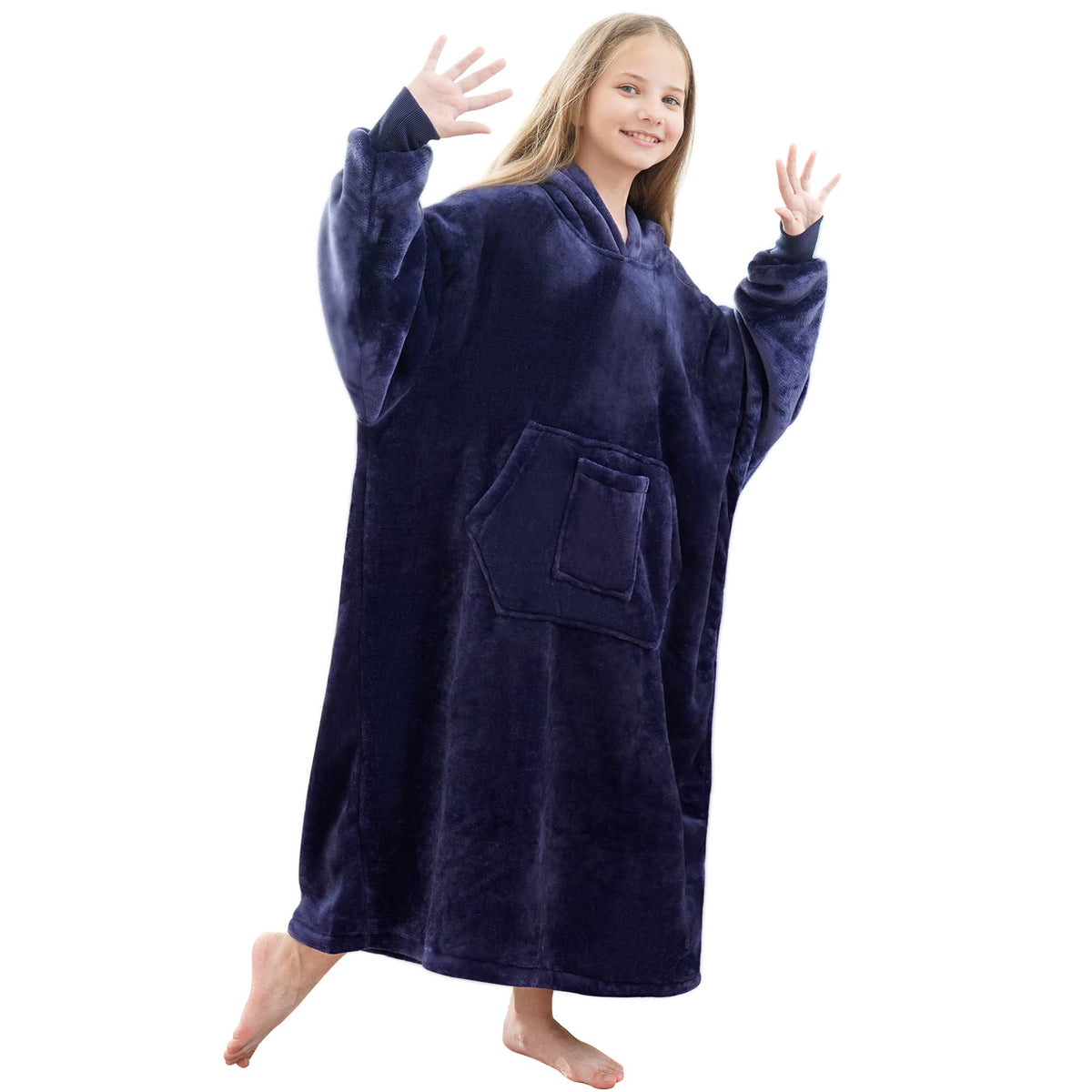FUSSEDA front view of hooded blanket showing full coverage and cozy fit