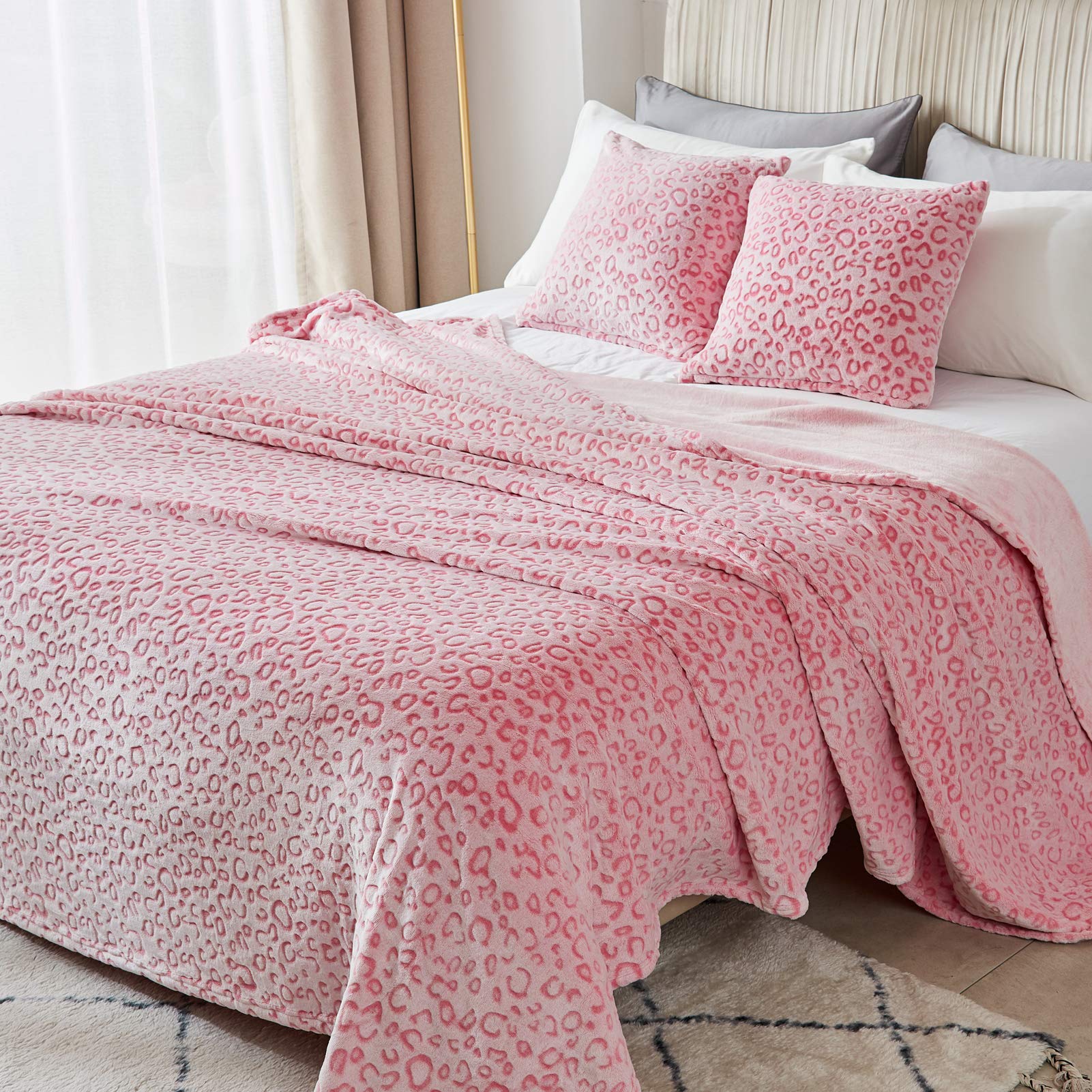 FY FIBER HOUSE close-up of flannel fleece texture highlighting 3D softness and comfort