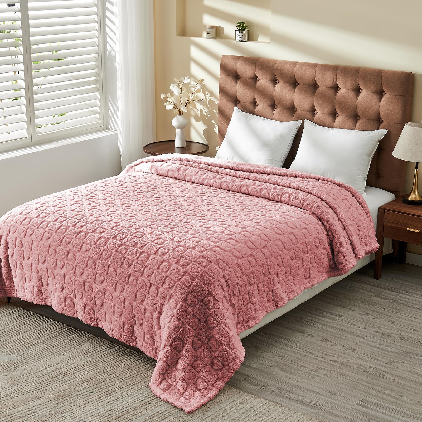 FY FIBER HOUSE close-up of plush microfiber texture highlighting softness and durability