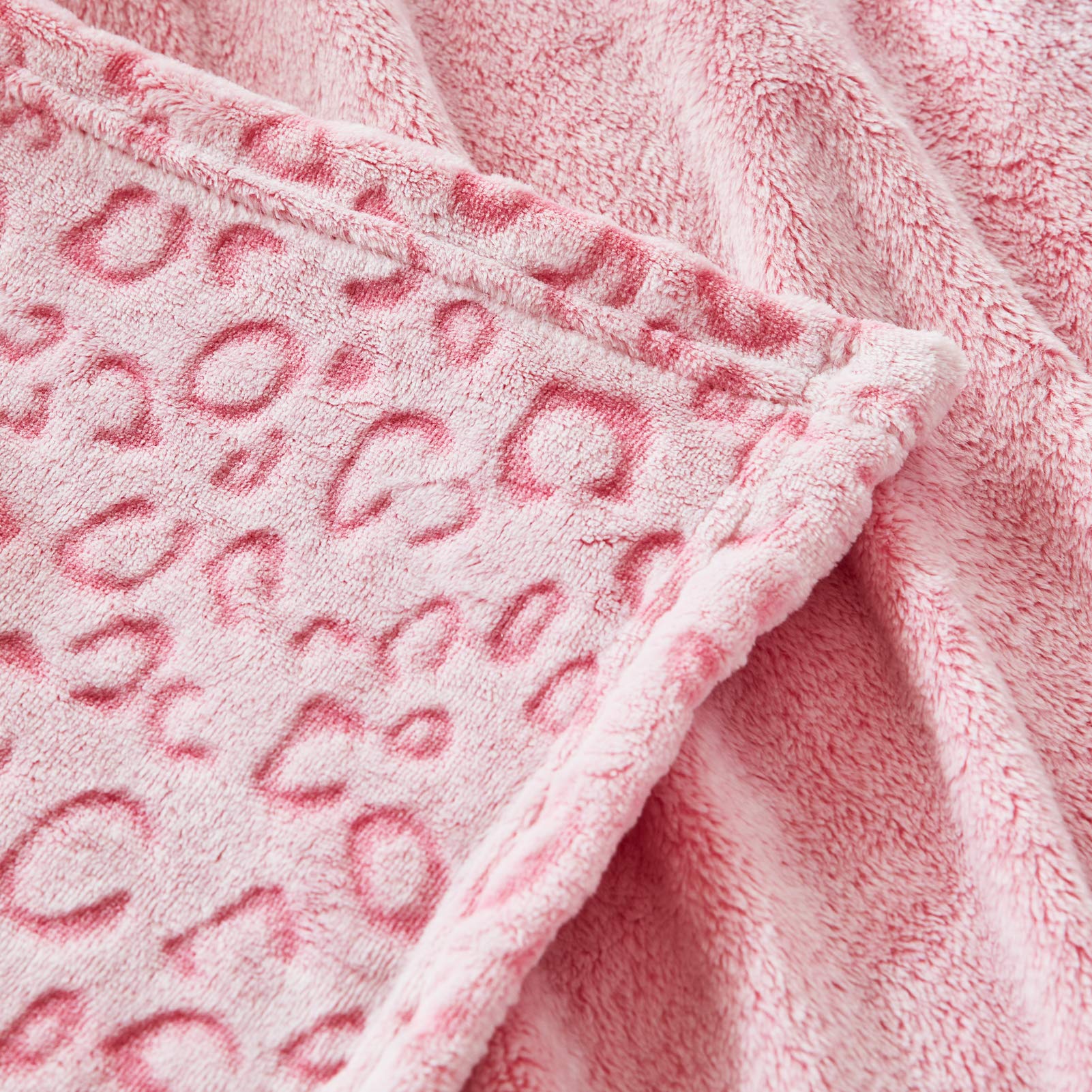 FY FIBER HOUSE tight edge stitching close-up proving durable seams and long-lasting use