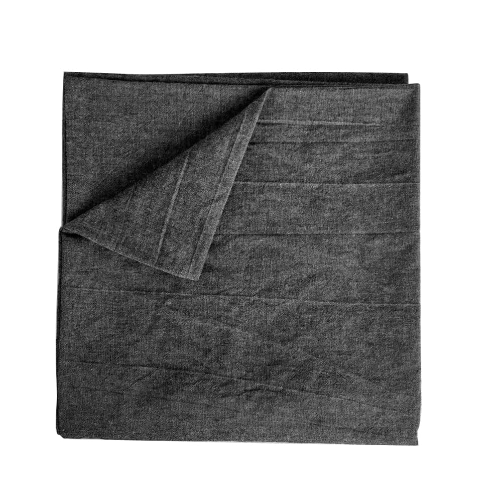 F.Y.Dreams size scale on bed showing 60x80 fit and accurate blanket coverage