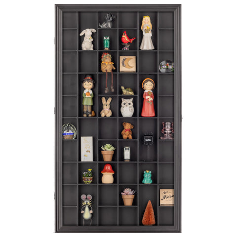 Gallery Solutions hinged glass door detail showing easy access and protective clarity