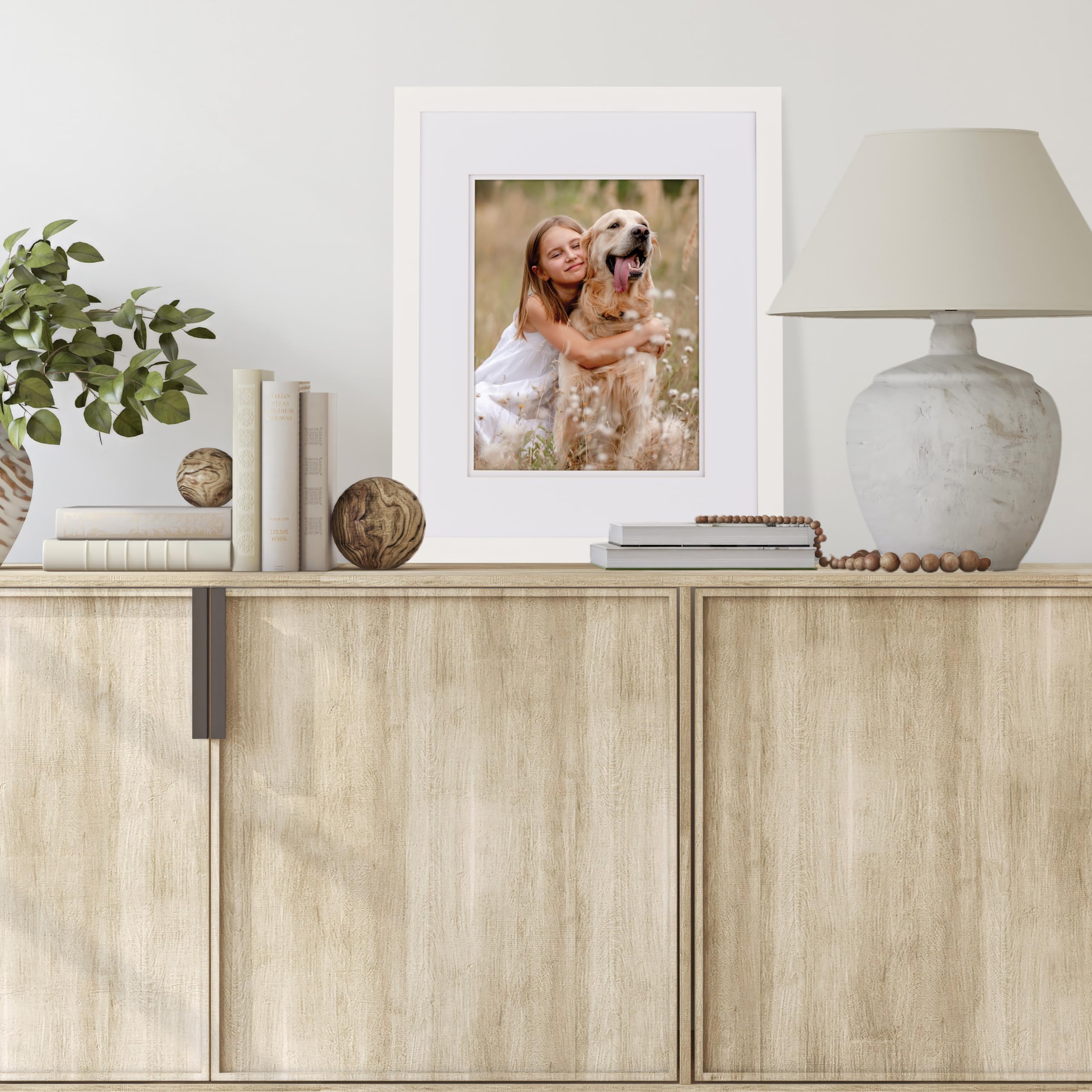 Gallery Solutions interior view with an 11x14 print to show mat fit and scale