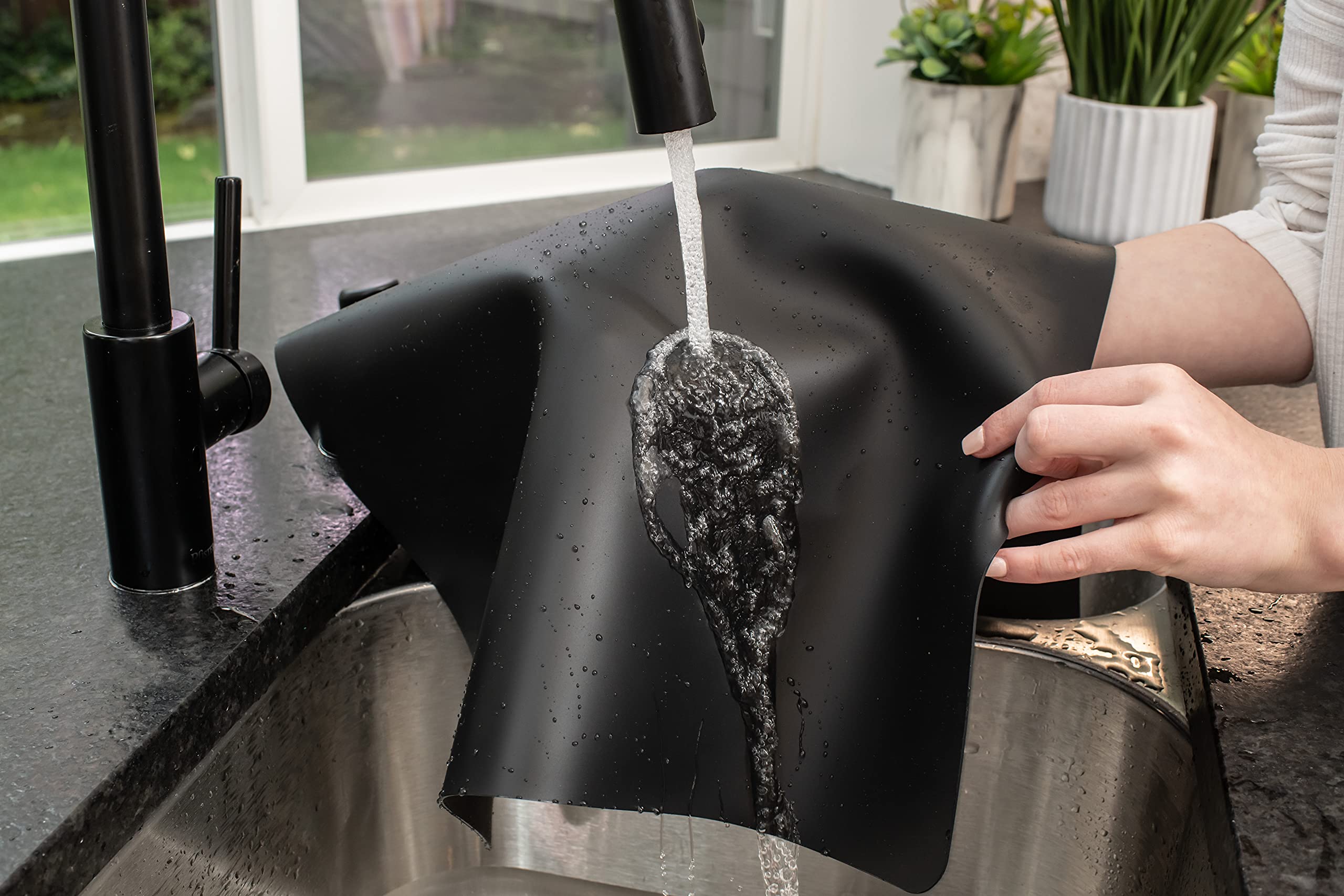 GASARÉ reversible mat detail showing identical texture for extended durability benefit