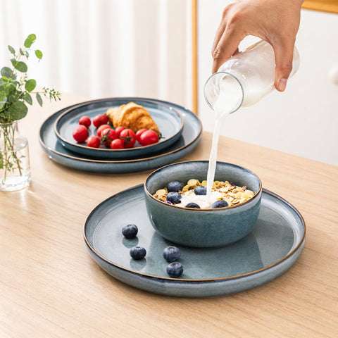 GBhome 5.75-inch bowl filled with food demonstrating practical serving use