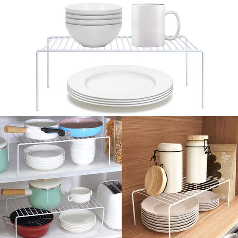 GEDLIRE countertop arrangement with spices and mugs for tidy storage