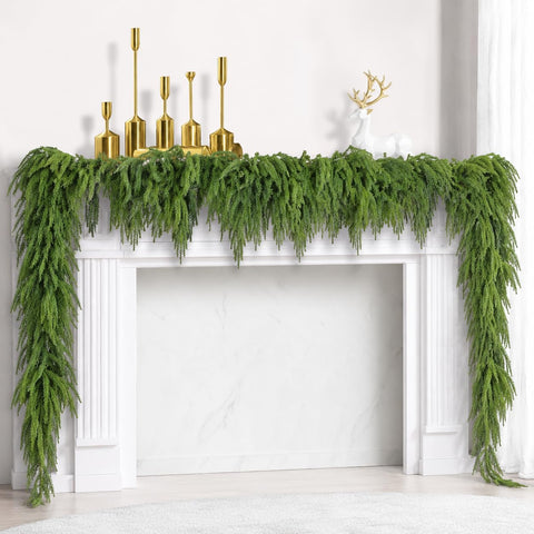 Geegoods front packaging showing two 9ft garlands and 18ft total for easy decorating