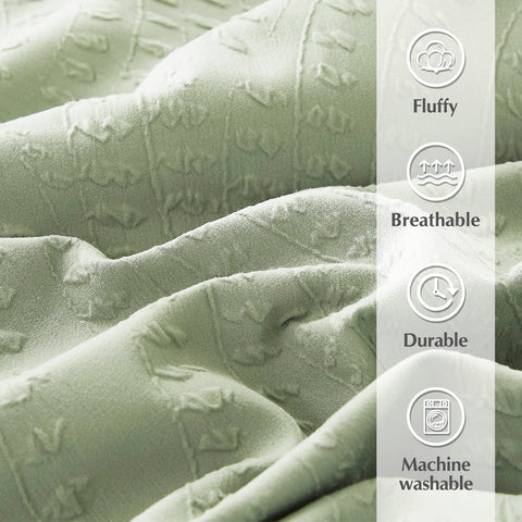 Geniospin comforter loft side profile showing plush thickness and insulation