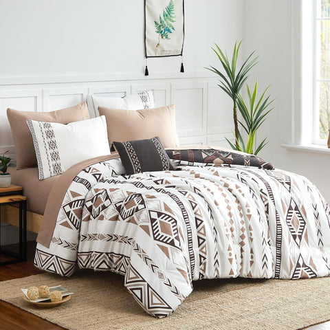 Geniospin comforter front view showing reversible brown tones and cozy look