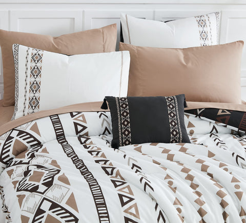 Geniospin size comparison on king bed highlights accurate dimensions