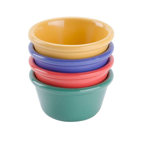 G.E.T. ramekin beside a measuring cup showing the 4 oz portion size for consistent serving