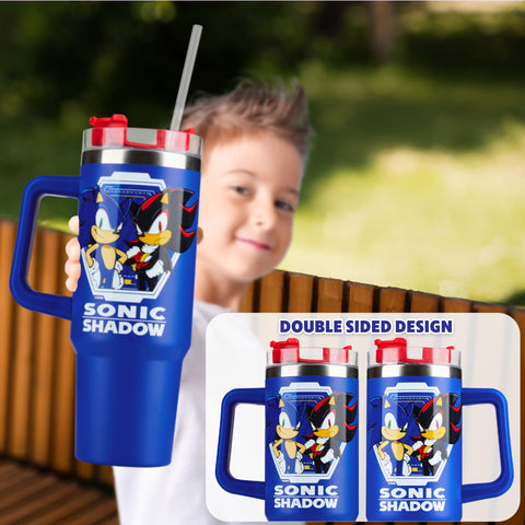 Get Trend next to common water bottle showing 28oz size advantage