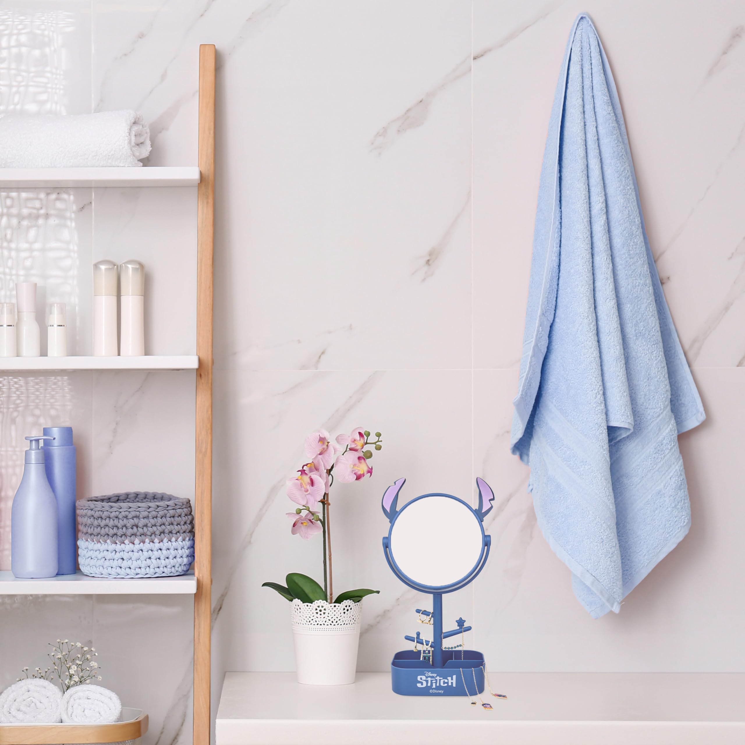 Get Trend Stitch mirror next to a phone showing scale and space-saving benefit