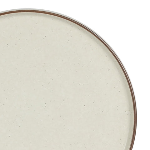 Gibson Elite rim and edge texture close-up showing matte surface benefit: refined contemporary look