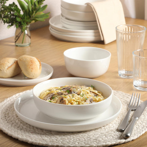 Gibson Home size comparison of plates and bowls to show scale and proportions