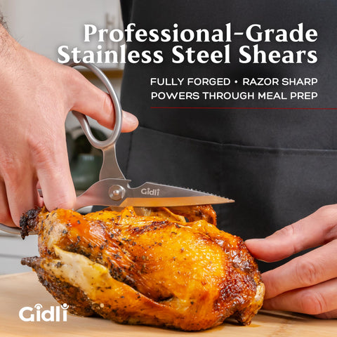Gidli blade close-up showing sharp stainless edge and corrosion resistance benefit
