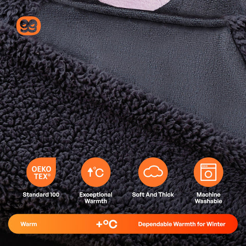 Giggling Getup image of large pocket and phone compartment offering secure hands-free convenience