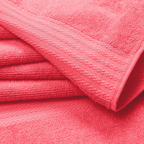GLAMBURG single bath towel spread flat illustrating generous oversized coverage