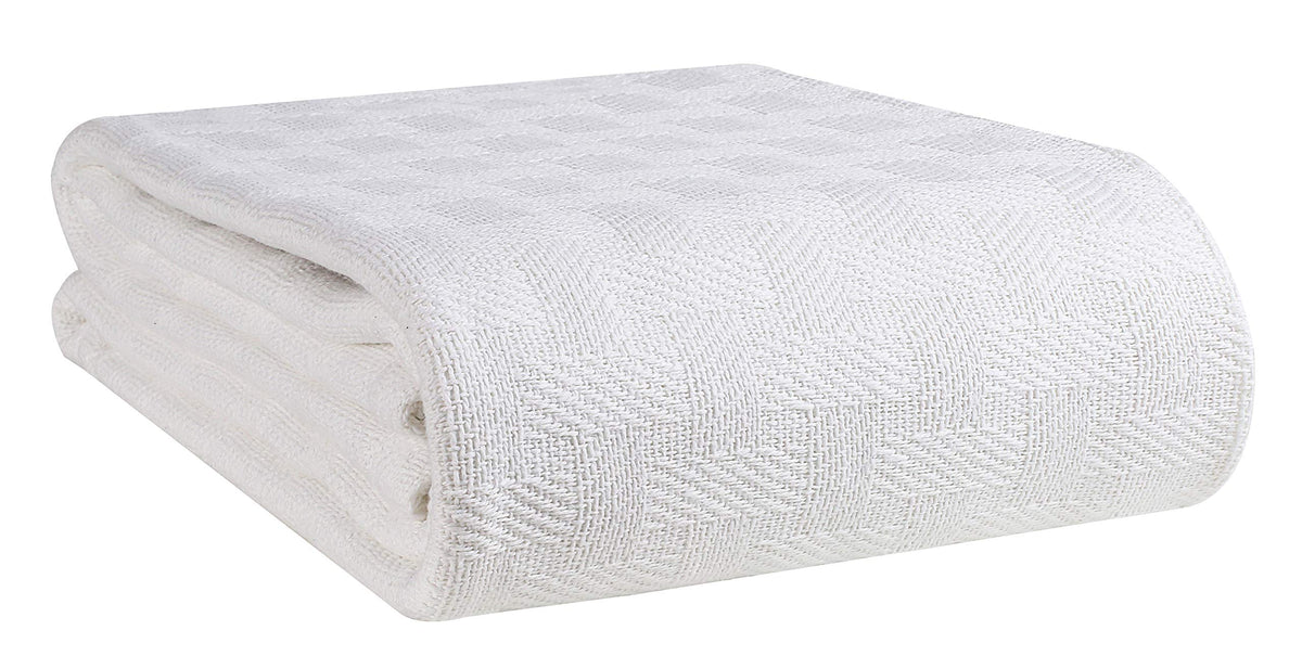 GLAMBURG king blanket front view shows generous coverage and clean white finish